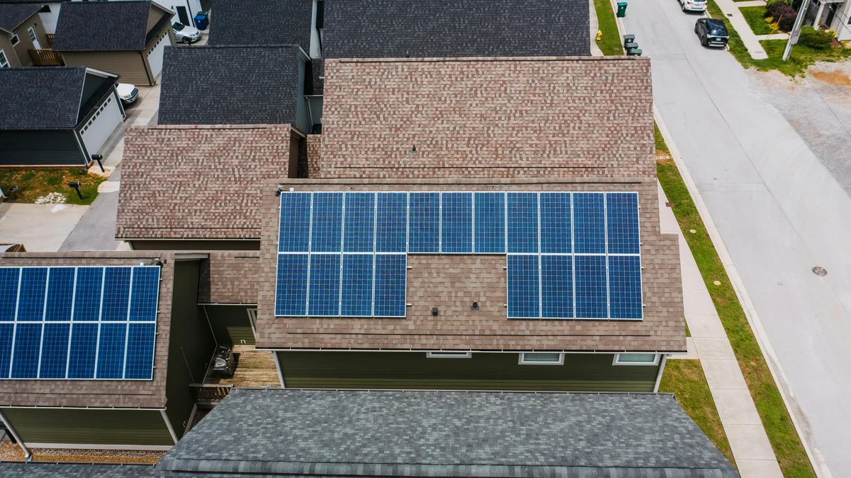 Solar Panels and Home Value: The Sunshine State Advantage
